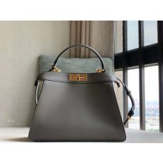 펜디 23FW 피카부 아이씨유 백 33x25x13cm