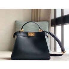 펜디 23FW 피카부 아이씨유 백 27x9.5x21cm
